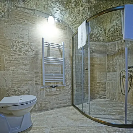 Vigneron Cave Hotel