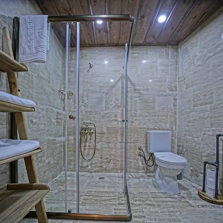 Hotel Vigneron Cave