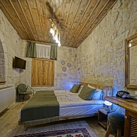 Vigneron Cave Hotel