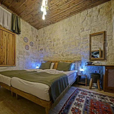 Vigneron Cave Hotel 5*