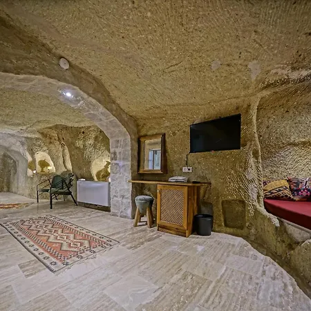 Hotel Vigneron Cave