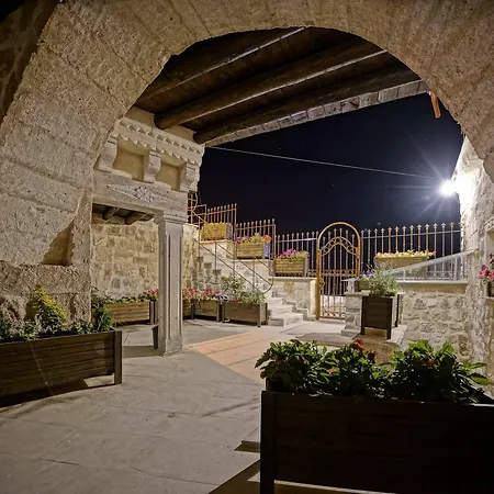 Hotel Vigneron Cave