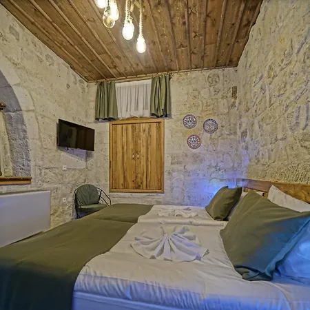 Vigneron Cave 5*