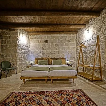 Hotel Vigneron Cave 5*