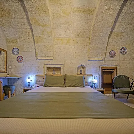Hotel Vigneron Cave