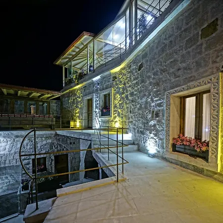 Vigneron Cave Hotel 5*