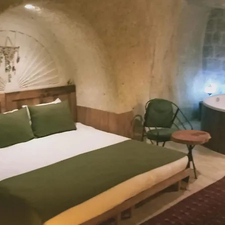 Vigneron Cave Hotel