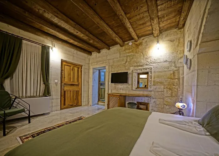 Vigneron Cave Hotel 5*