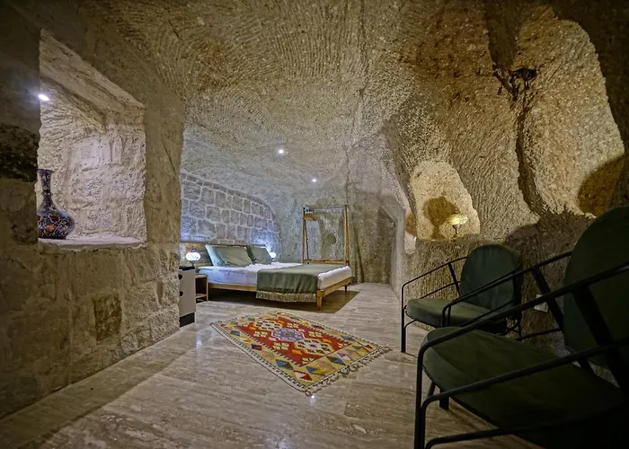 Vigneron Cave Hotel 5*