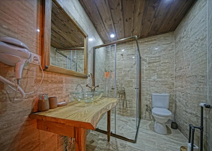 Vigneron Cave Hotel 5*