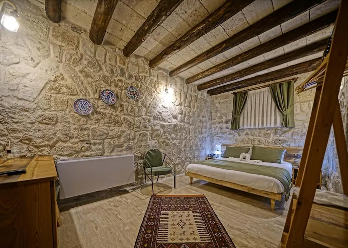 Vigneron Cave Hotel 5*