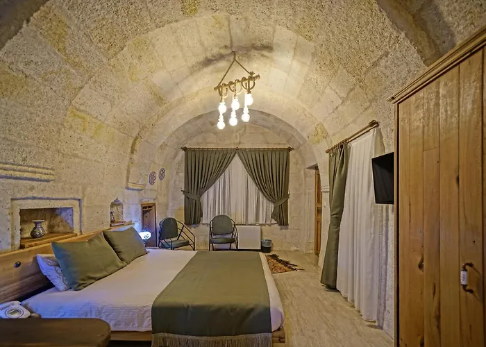 Vigneron Cave Hotel