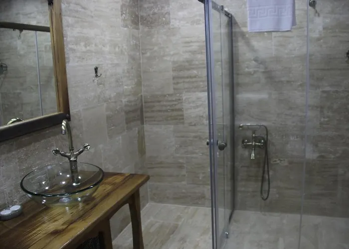 Hotel Vigneron Cave 5*